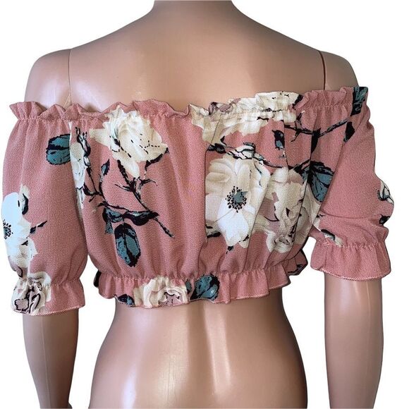 💋Bundle 4 items for $20. Add items💋 to a bundle3 - Picture 4 of 5